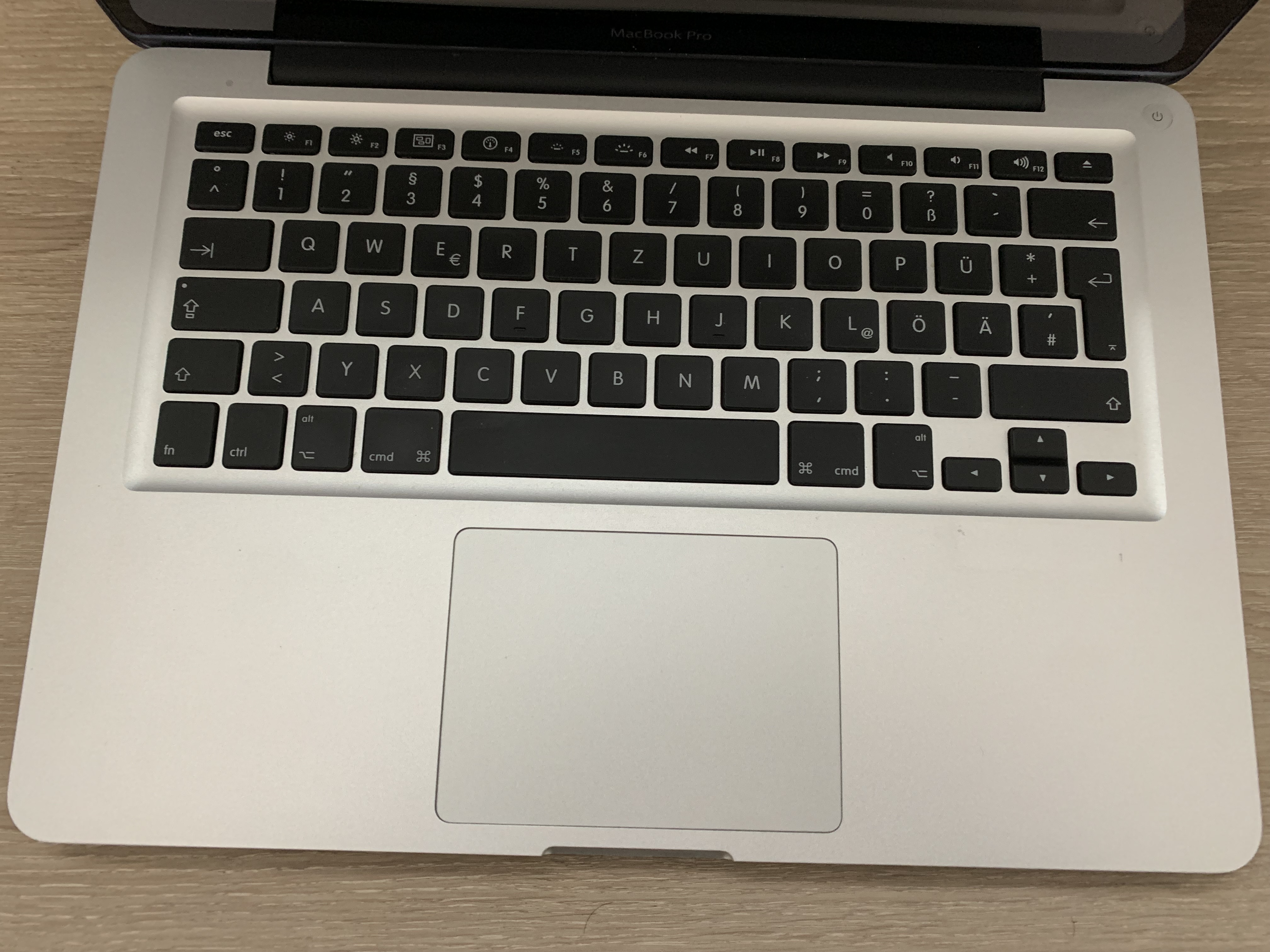 Apple MacBook Pro A1278  i7-2620M 2,70GHz 4GB DDR 500GB HDD Intel HD B-Ware32