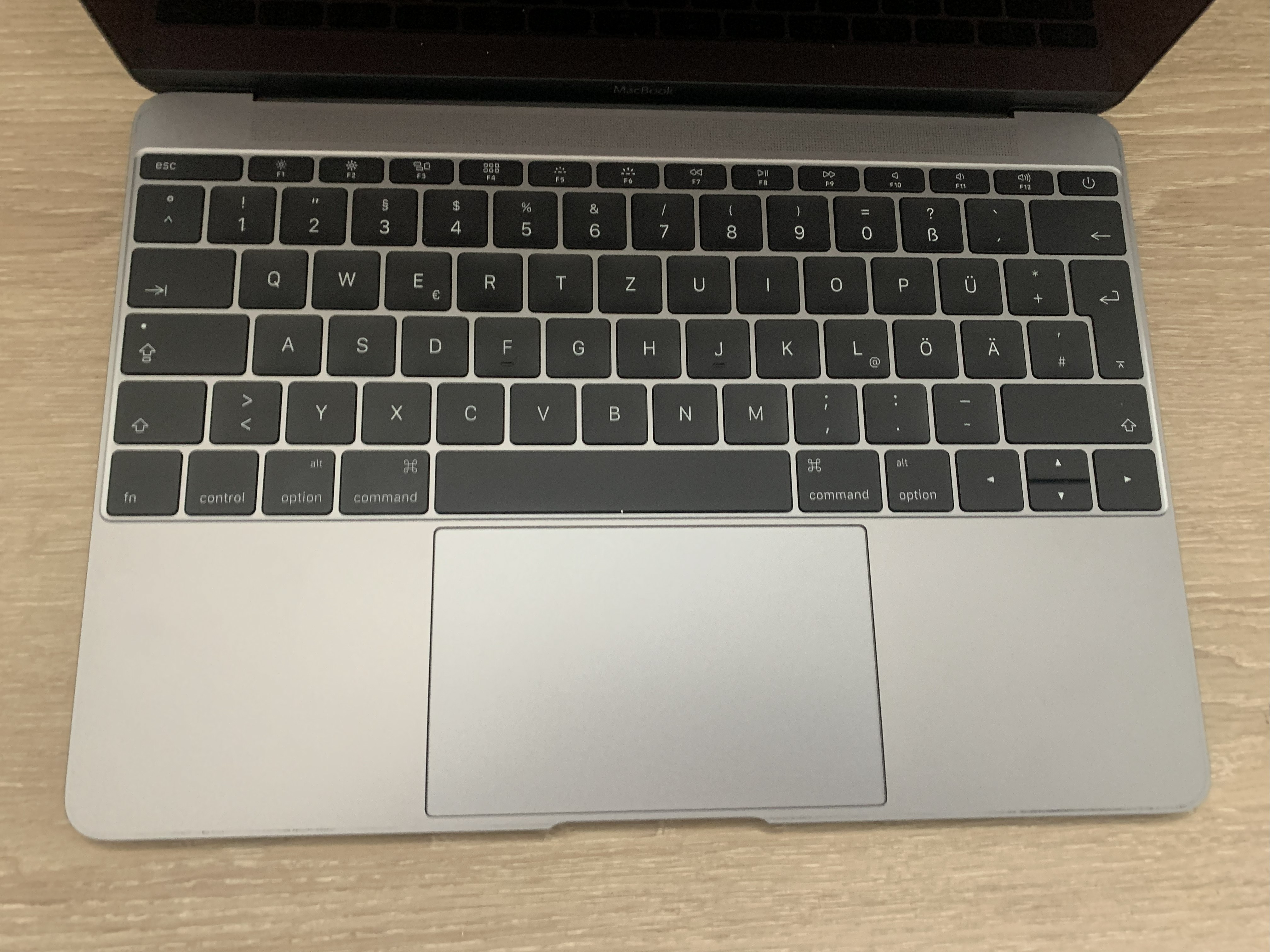 Apple MacBook A1534 12"  m5-6Y54 8GB 512GB NVMe Graphichs 515 macOS A-Ware19