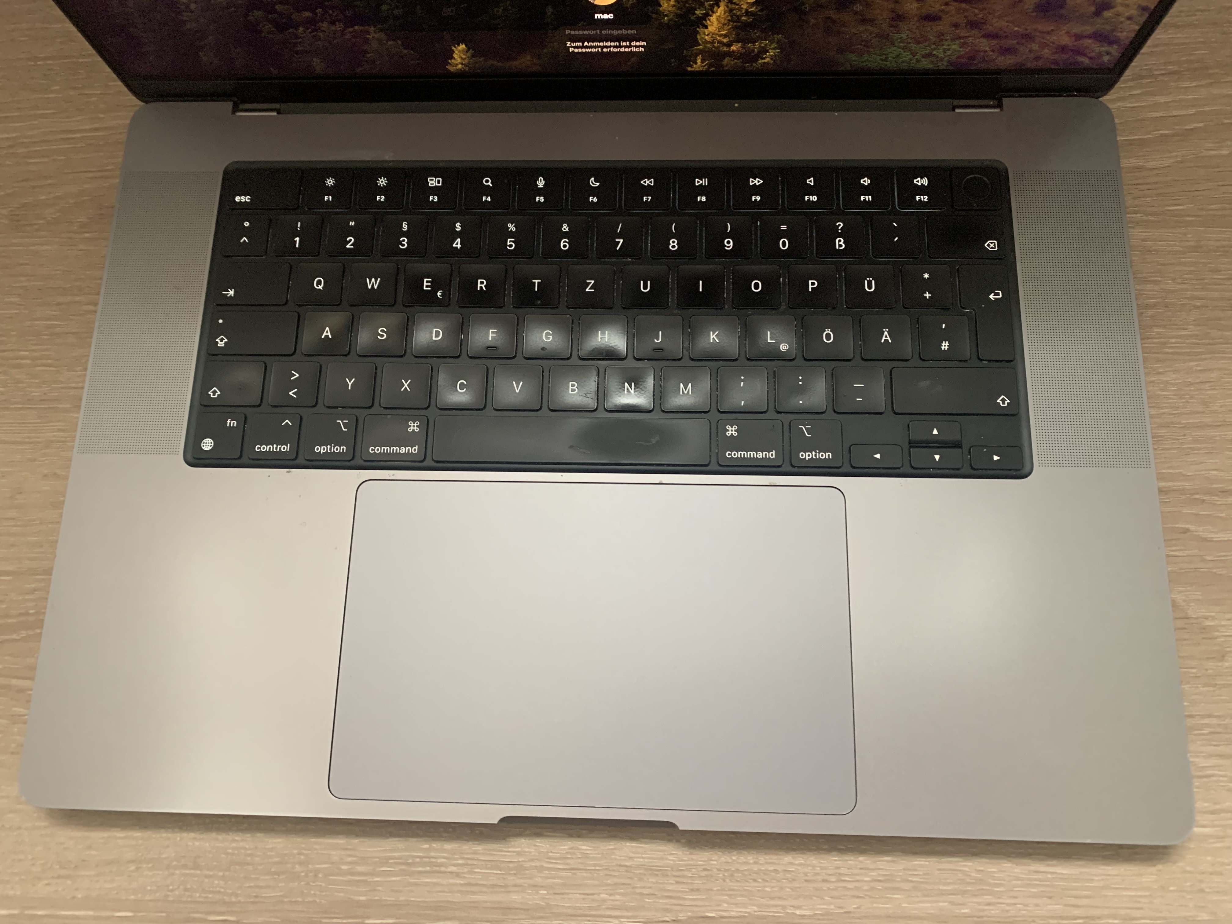 MacBook Pro 18.2 A2485 M1 Max 10 CPU/32GPU 64GB DDR 1TB NVMe CAM macOS B27