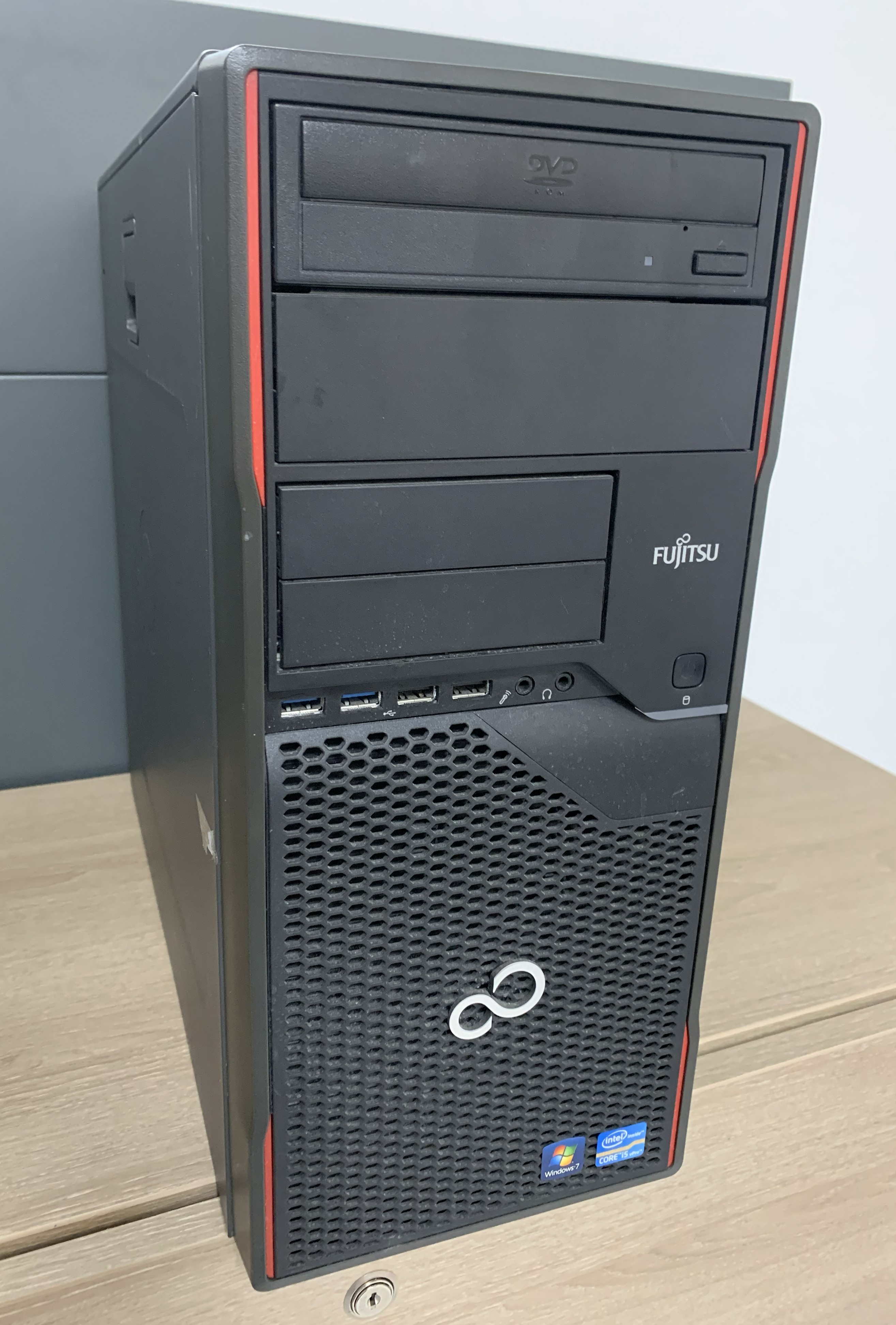 Fujitsu CELSIUS W420 PC i5-3470 3,2GHz 16GB DDR Intel HD 2500 DVD Ohne HDD