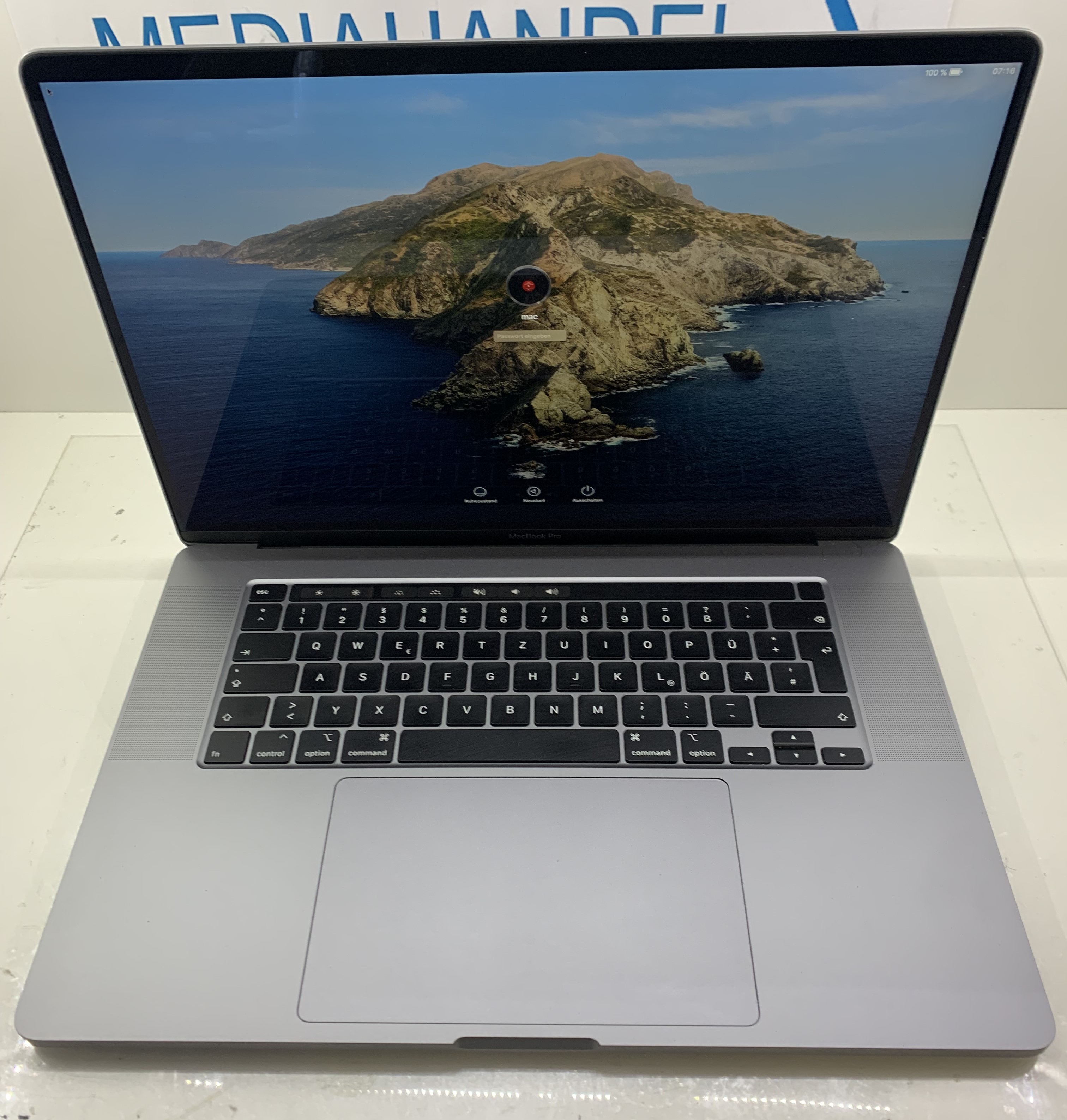 MacBook Pro  16" 2019 A2141 i9-9880H 32GB 1TB NVMe Radeon Pro CAM macOS B-Ware6