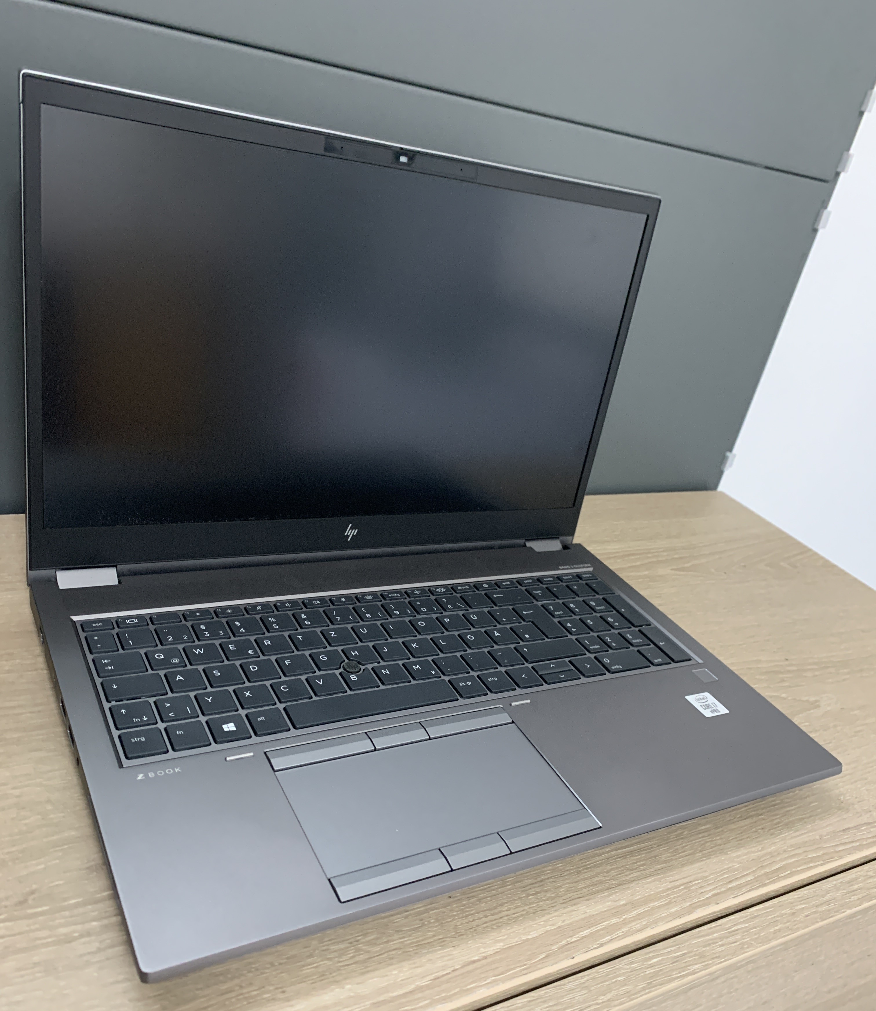 HP ZBook Fury 15 G7 i7-10850H 32GB DDR 1TB NVMe UHD 3840 x2160 4K W11 A-Ware16