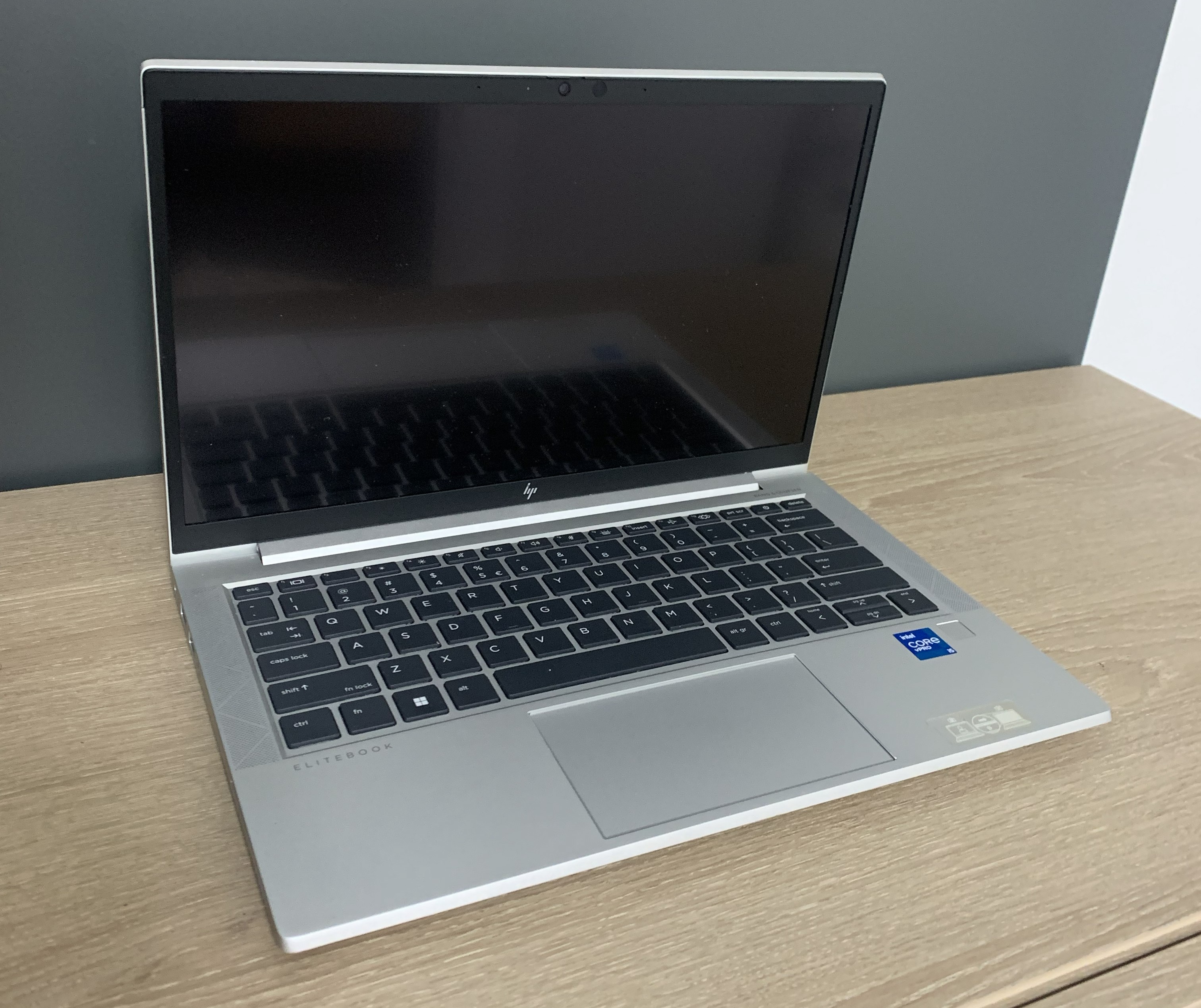 HP Elitebook 830 G8 TOUCH i5-1145G7 16GB 256GB M.2 SSD Iris Xe CAM W11 B-Ware3