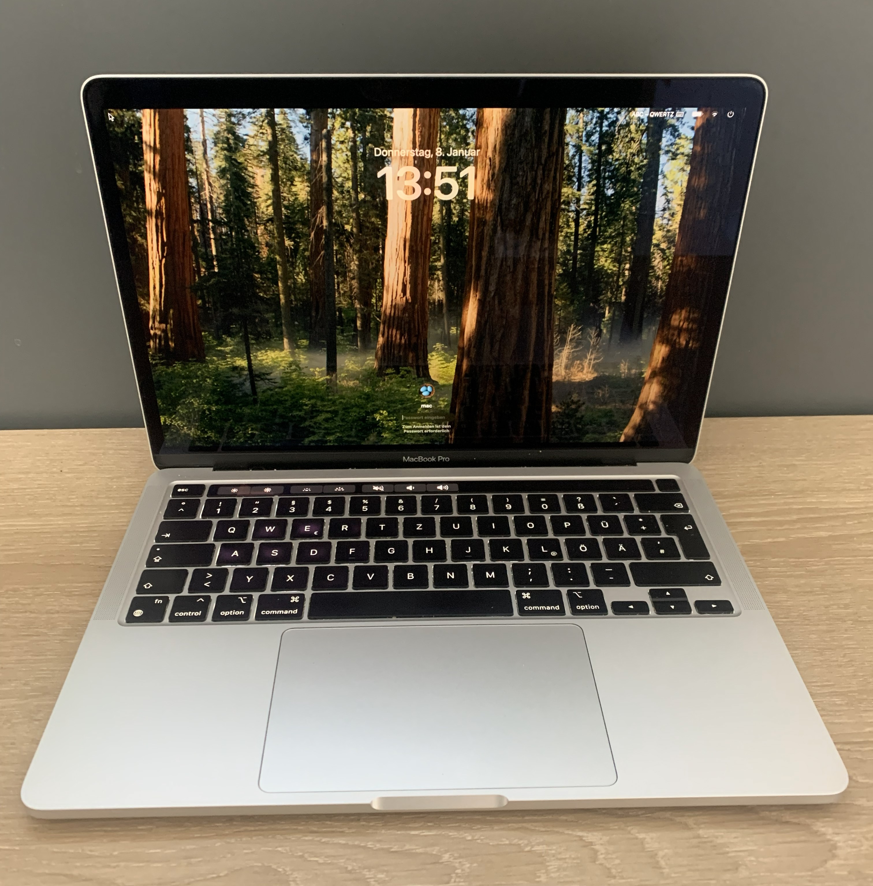 MacBook Pro A2338 13.3" M1 8 CPU/8 GPU 16GB DDR 256GB NVMe CAM macOS A-Ware4