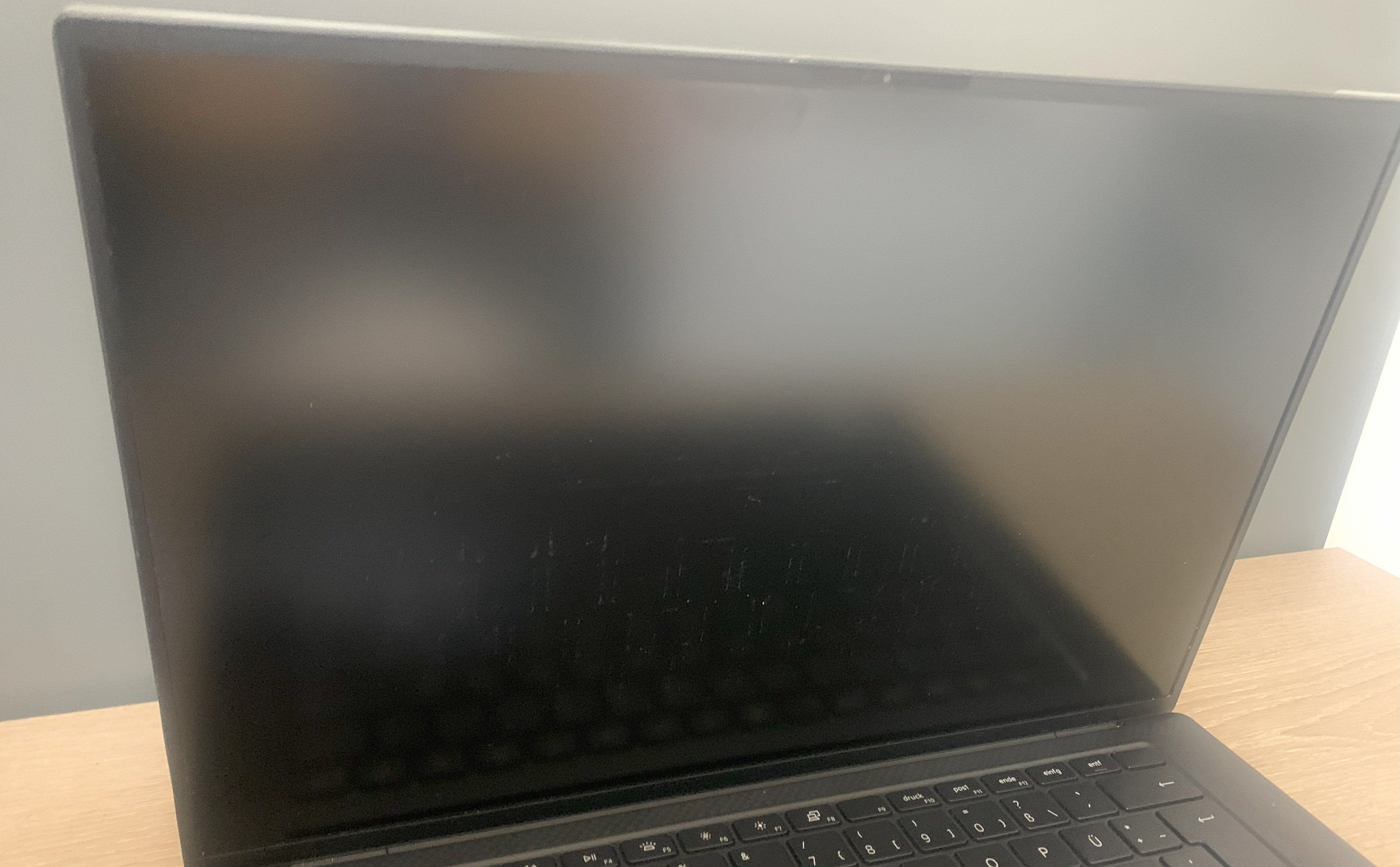 Dell Precision 5550 15,6" i7-10750H 64GB DDR 1TB NVMe T1000 WUXGA W11 B-Ware3 Dell Precision 5550 15,6" i7-10750H 64GB DDR 1TB NVMe T1000 WUXGA W11 B-Ware3