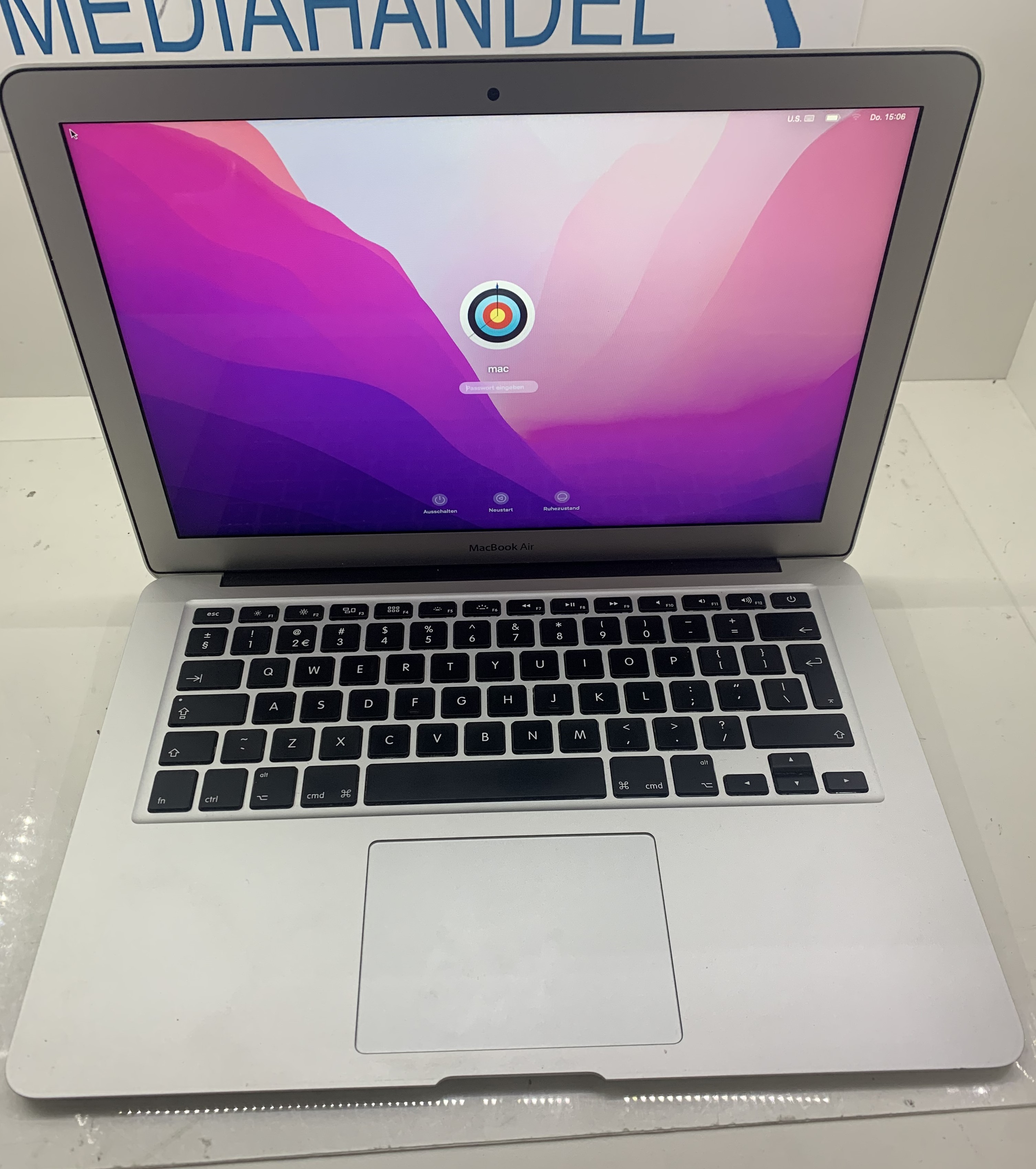 Apple MacBook Air 7,2 13.3" A1466 i5-5250U 8GB 256GB SSD Intel HD CAM macOS B81