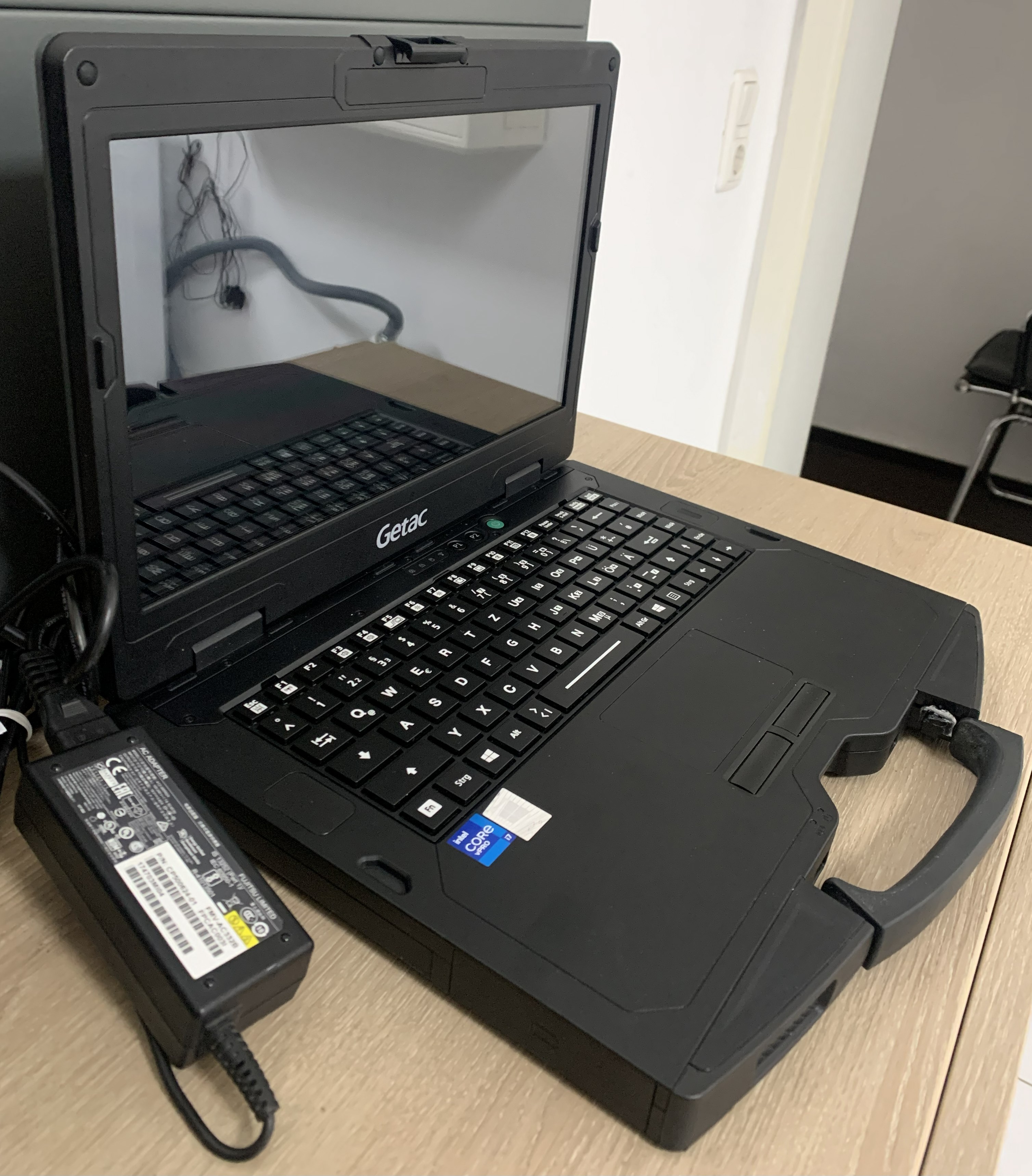 Getac S410 G4 Rugged Touch 14" i7-1185G7 32GB 1TB M.2 SSD Iris Xe W11 B-Ware8