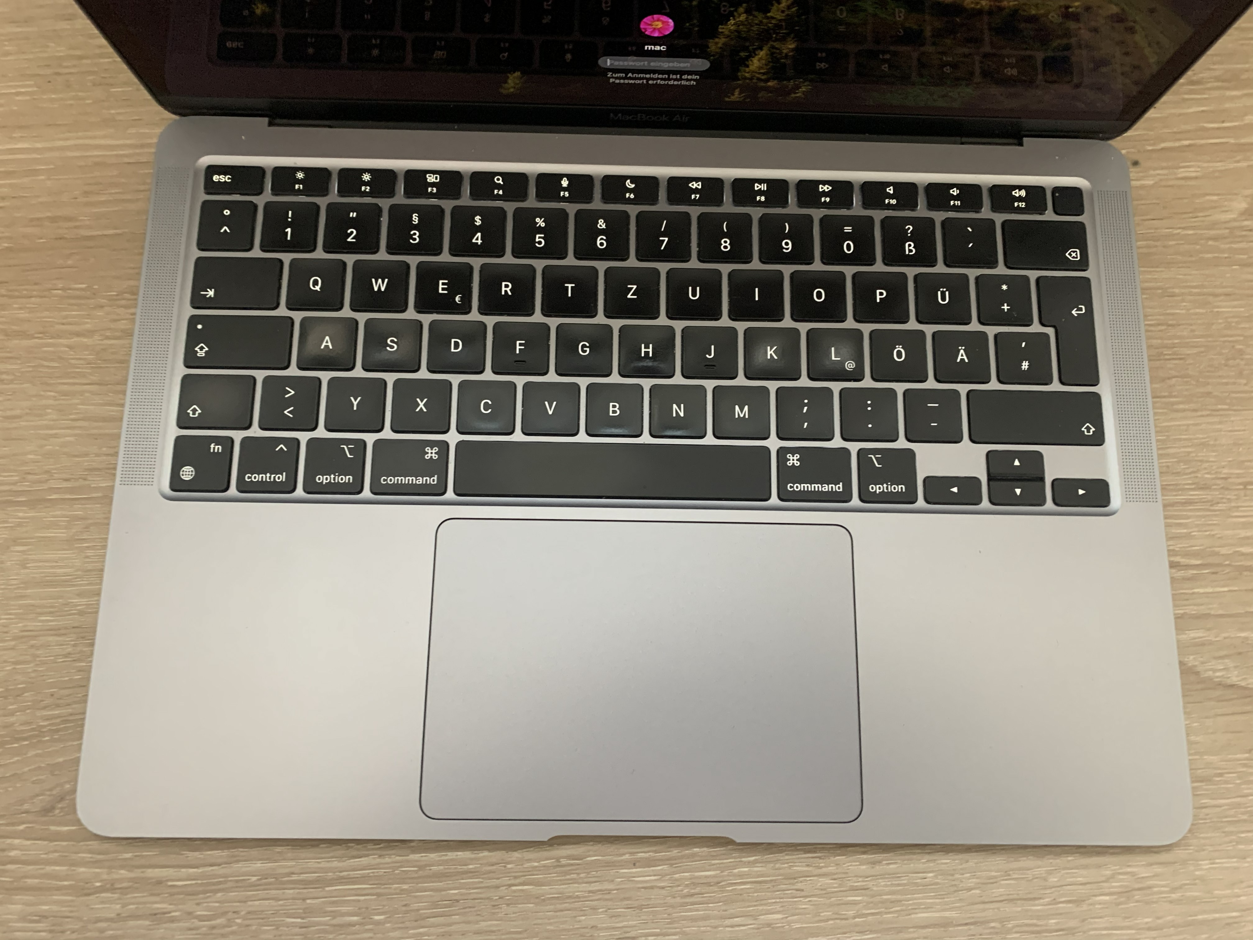 MacBook Air A2337 M1 8 CPU/ 8 GPU 3.2GHz 8GB DDR 512GB NVMe macOS A-Ware28