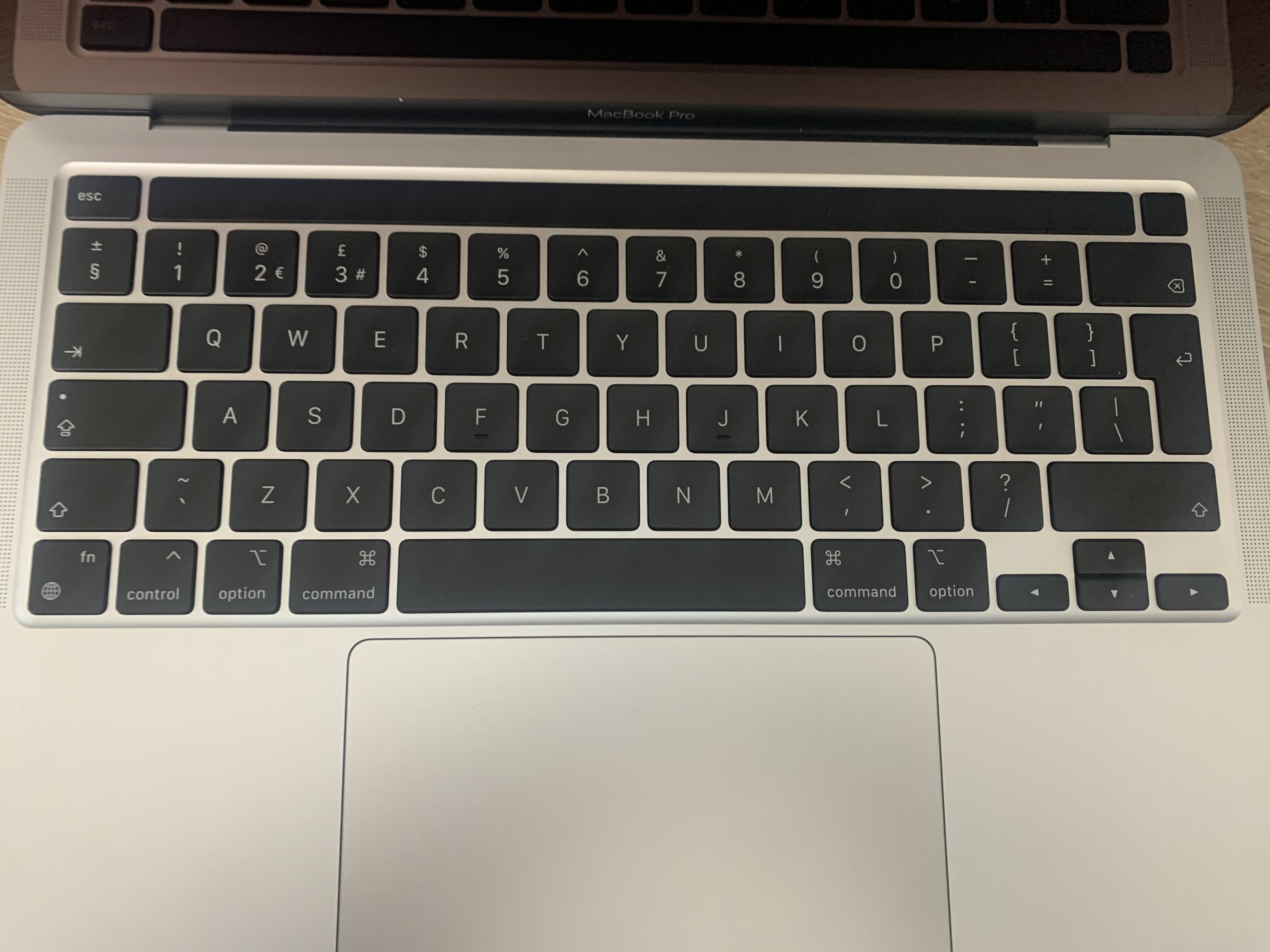 MacBook Pro A2338 13.3" M1 8 CPU/8 GPU 16GB DDR 256GB NVMe macOS A-Ware54