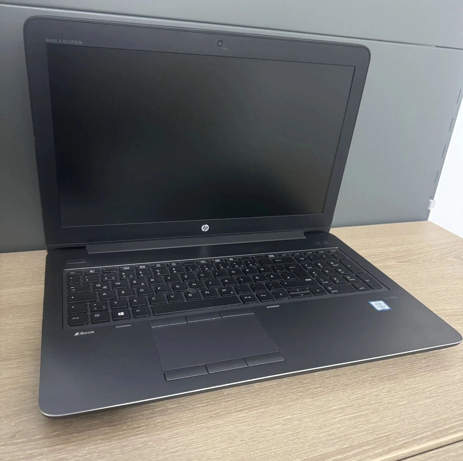HP ZBook 15 G3 i7-6820HQ 2,7GHz 16GB DDR  M2000M 4GB CAM ohne HDD C-Ware26
