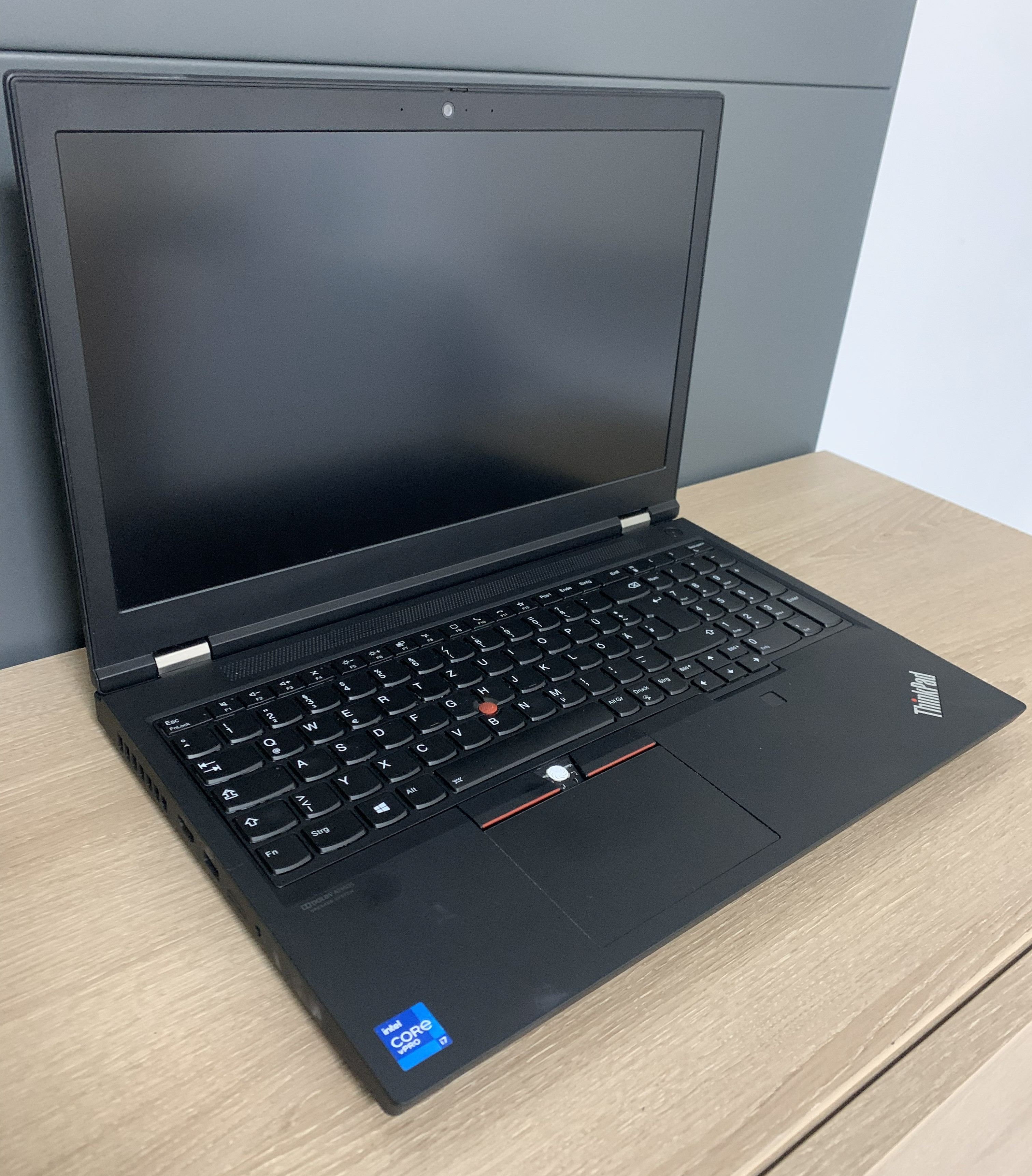 Lenovo Thinkpad P15 G2 i7-11850H 32GB DDR 512GB M.2 SSD T1200 4GB W11 A-Ware3