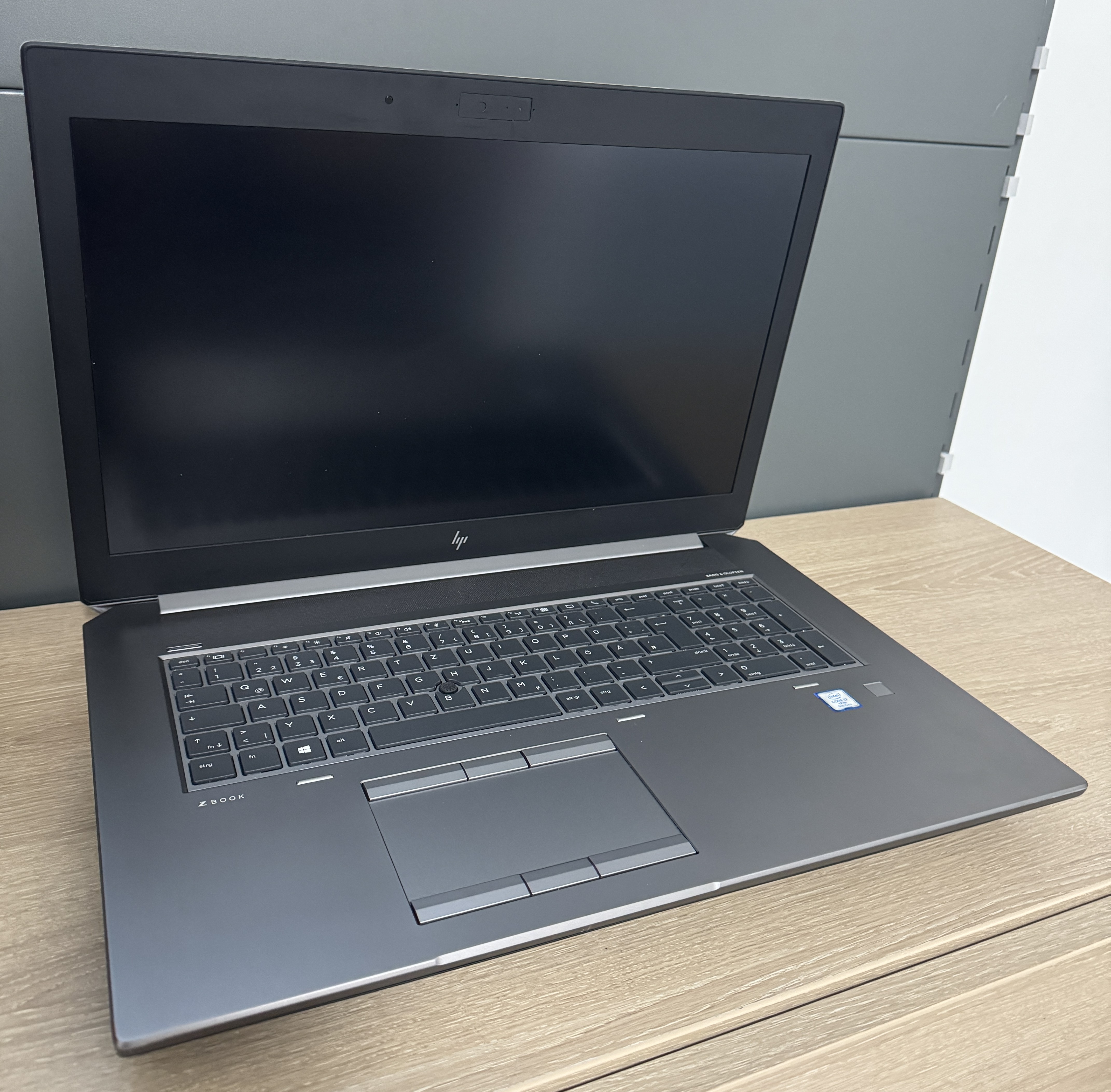 HP ZBook 17 G6 i7-9850H vPro 32GB DDR 512GB NVMe RTX 3000 6GB CAM W11 A-Ware