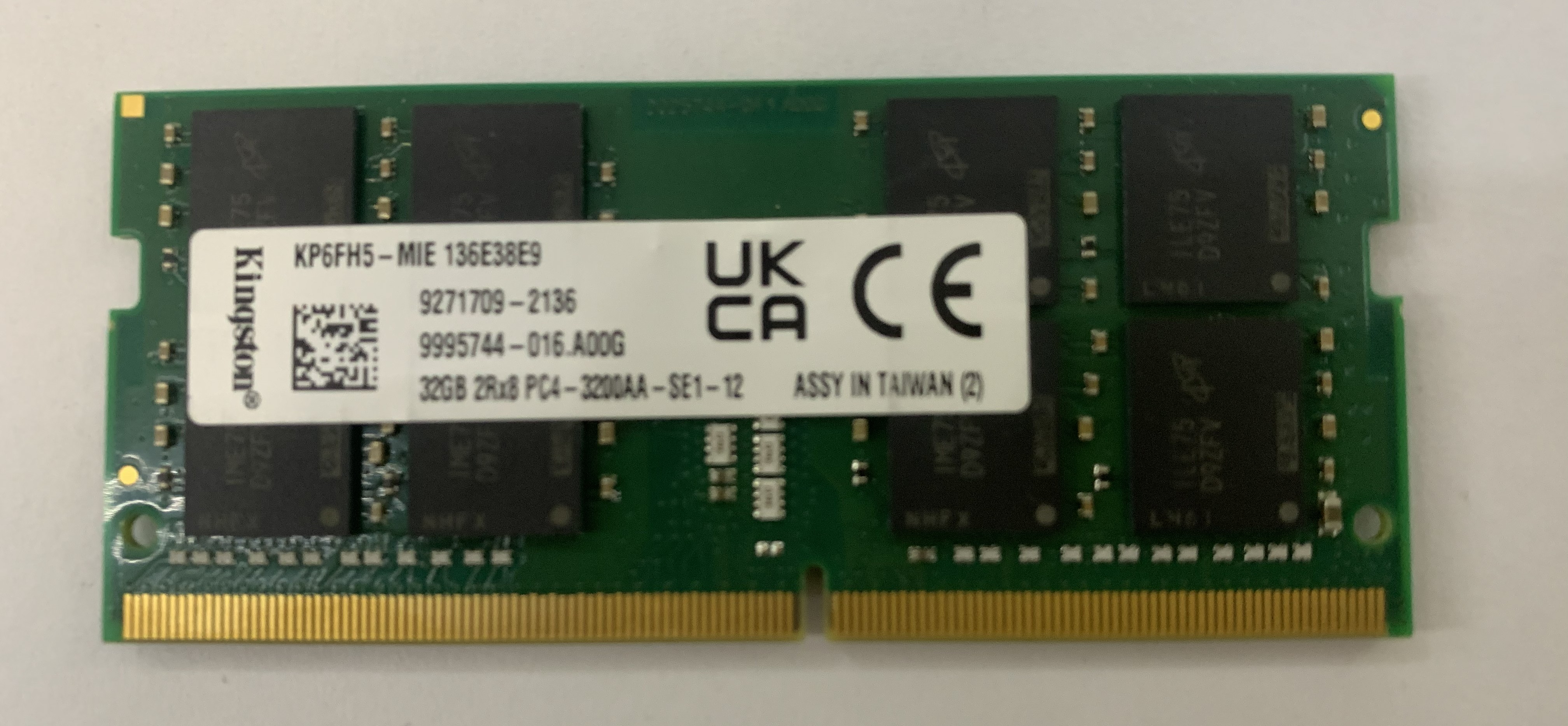 Kingston 32GB DDR4 SD-RAM  2Rx8 PC4-3200AA KP6FH5-MIE 136E38E9 für Laptop Nr.5