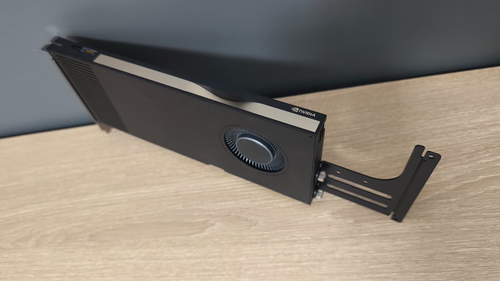 Nvidia Quadro RTX A4000 16GB GDDR6 CAD Grafikkarte PCIe 8K Support 4x DP