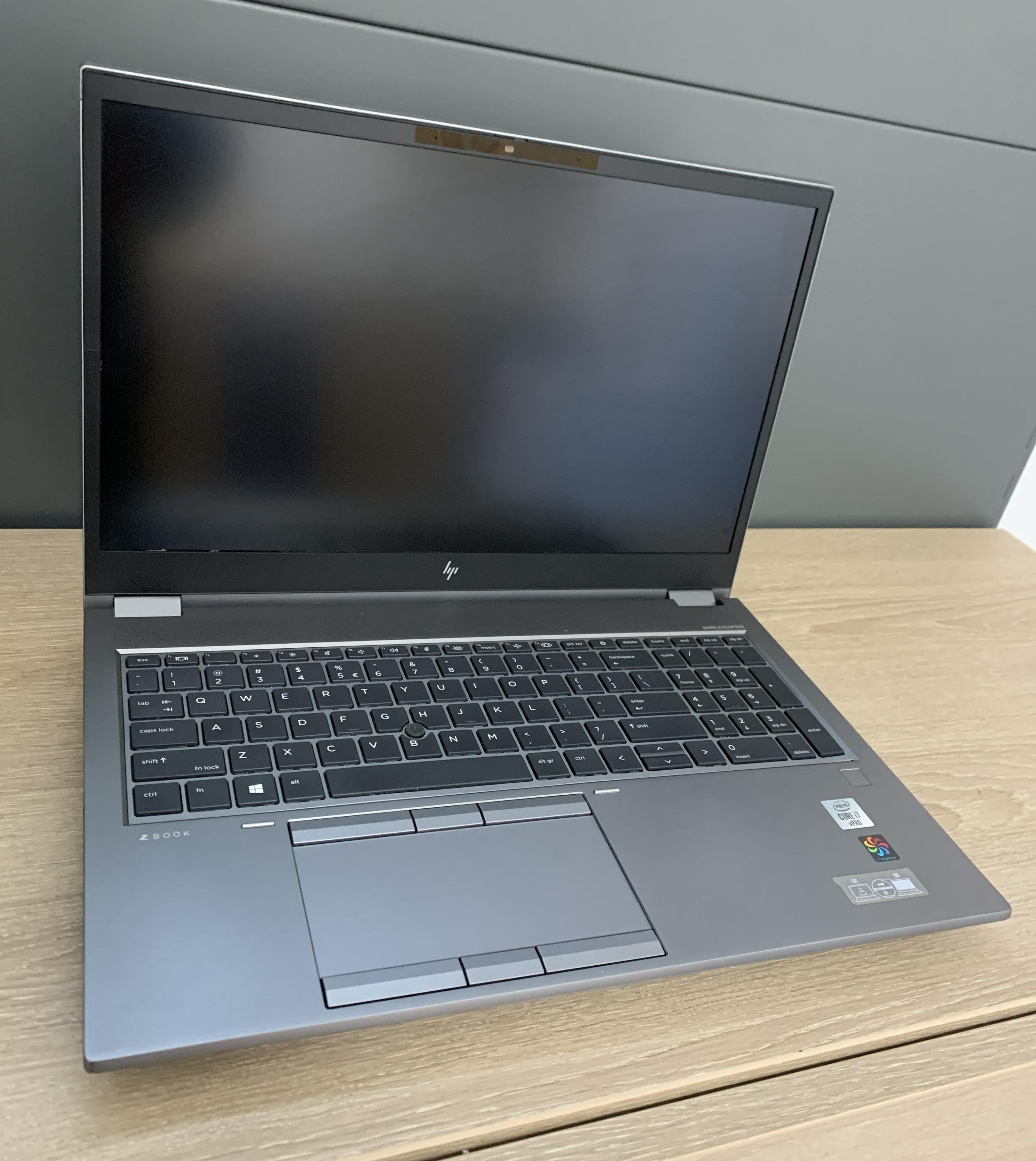 HP ZBook Fury 15 G7 i7-10850H Ohne HDD/ohne RAM Intel UHD W11 Bastlerware41
