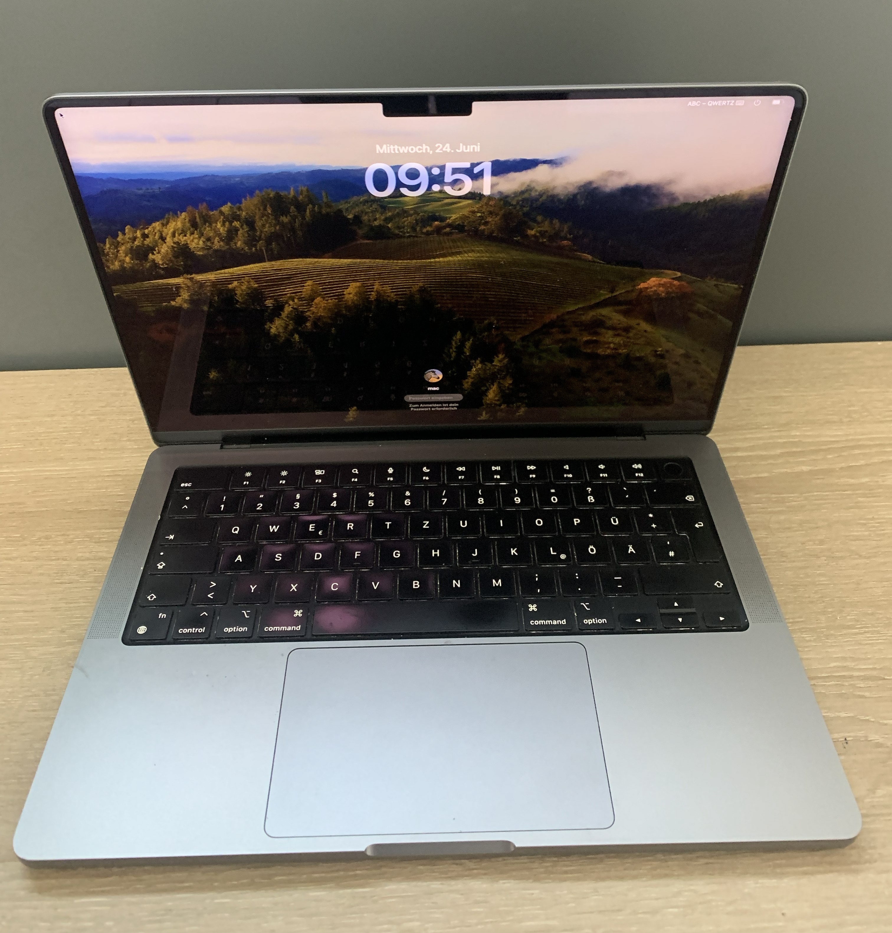 MacBook Pro A2442 14" M1 Pro 8 CPU/14 GPU 16GB 512GB NVMe macOS B-Ware6