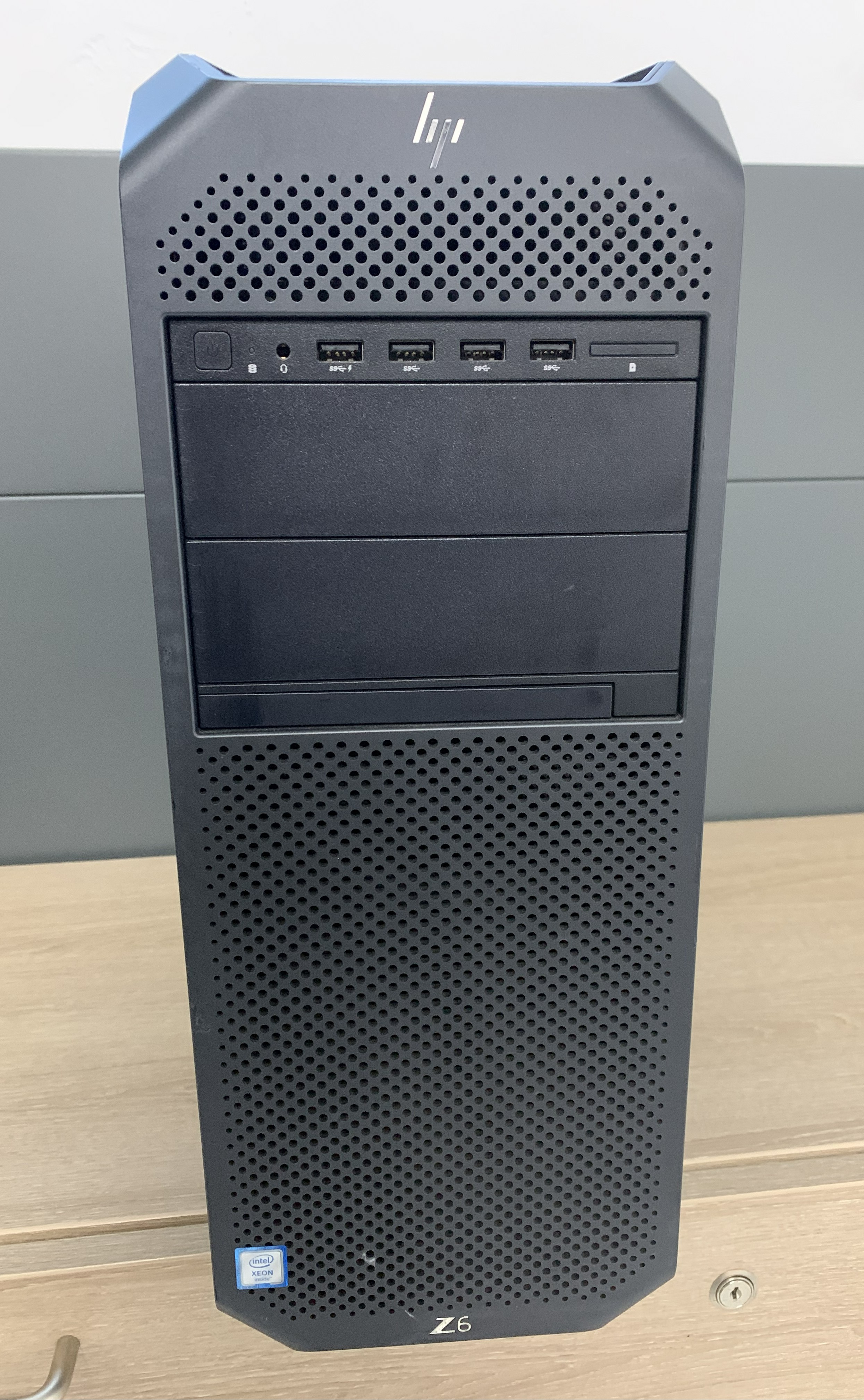 ThinkPad P16 G2 i7-13850HX vPro 64GB DDR 1TB NVMe RTX A1000 6GB WUXGA W11 A5