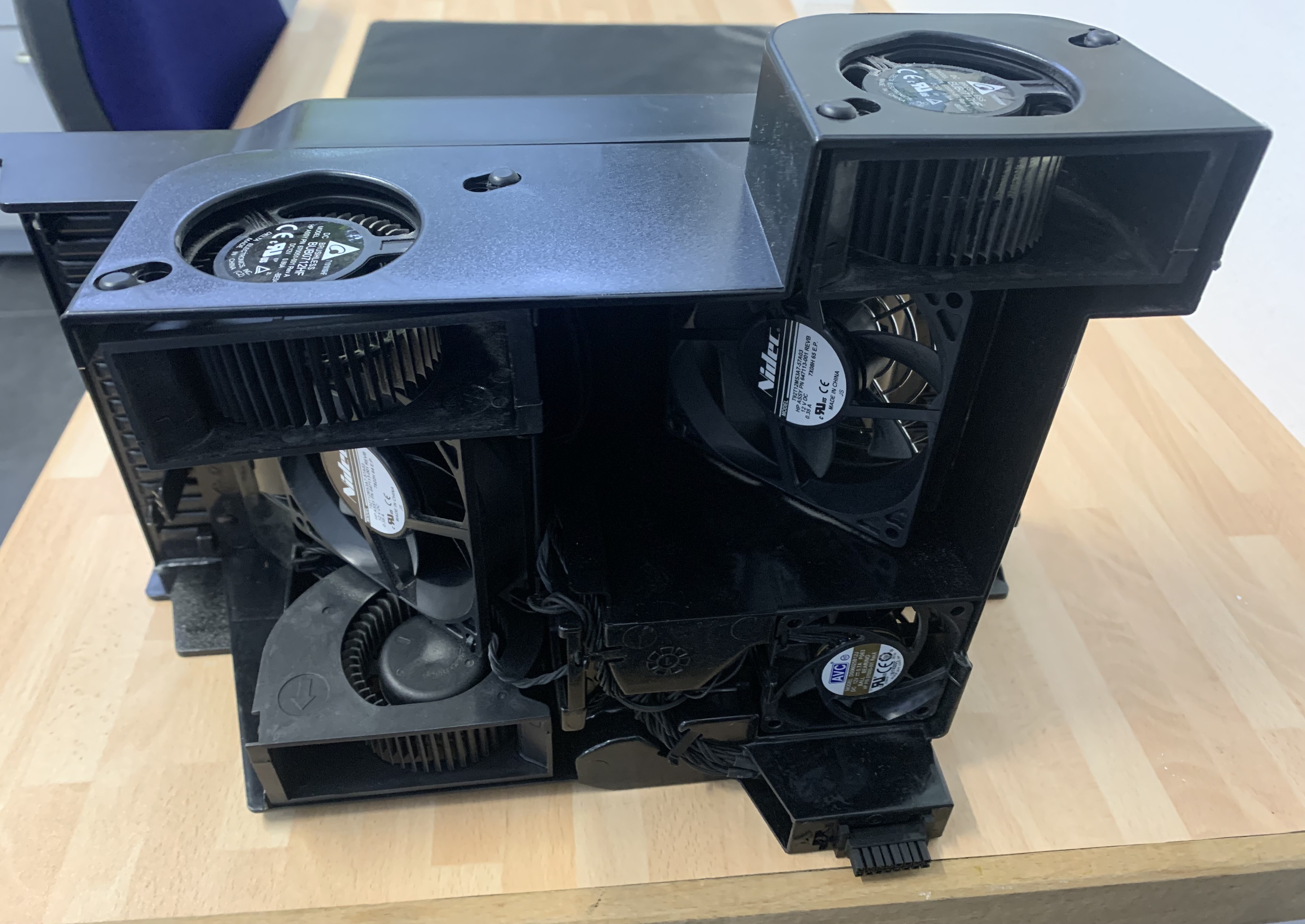 Gehäuselüfter für HP Workstation  Z820/ Z840 670051-001 Rev A