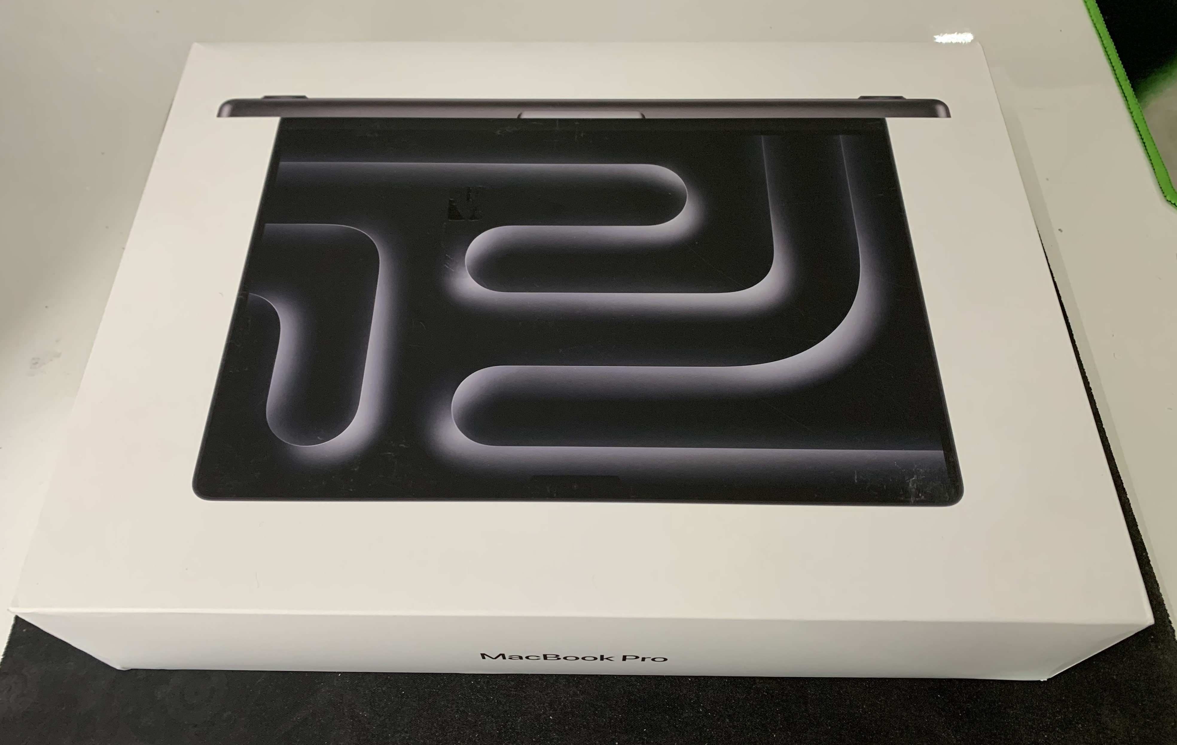 MacBook Pro A2992 (2023) 14" M3 Pro 11C CPU/14C GPU 18GB 512GB SSD macOS NEU 