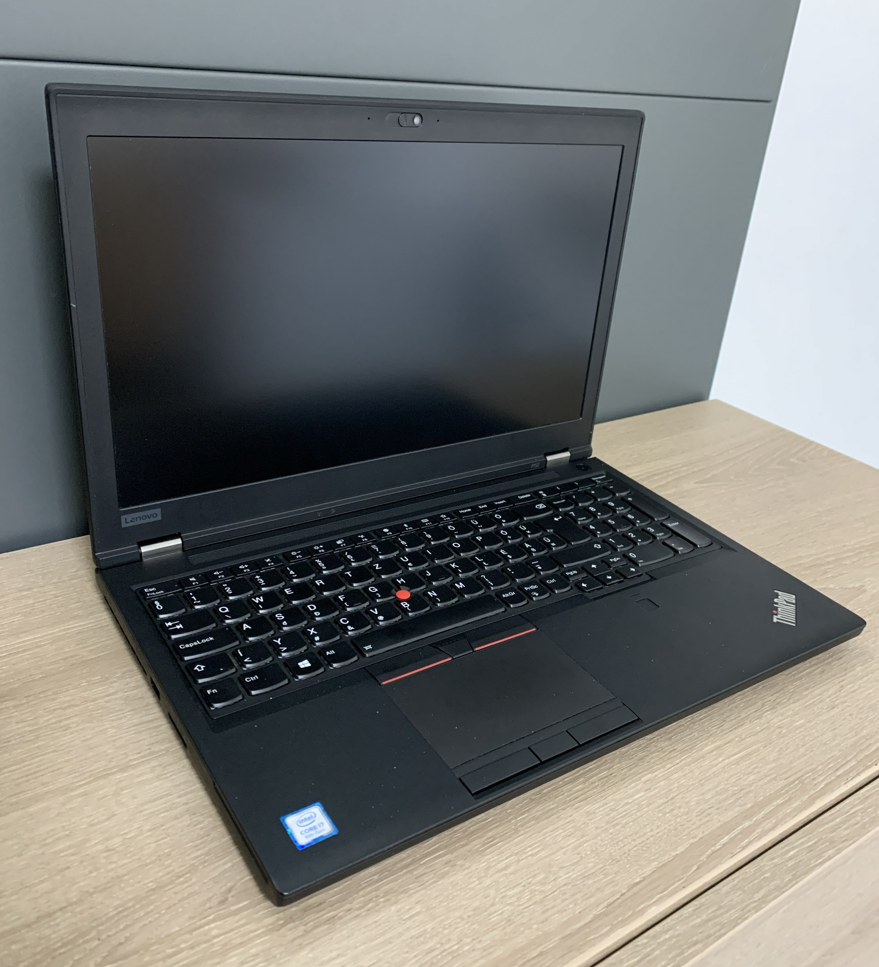 Lenovo Thinkpad P52 i7-8750H 32GB DDR 512GB M.2 SSD P1000 4GB CAM W11 A-Ware