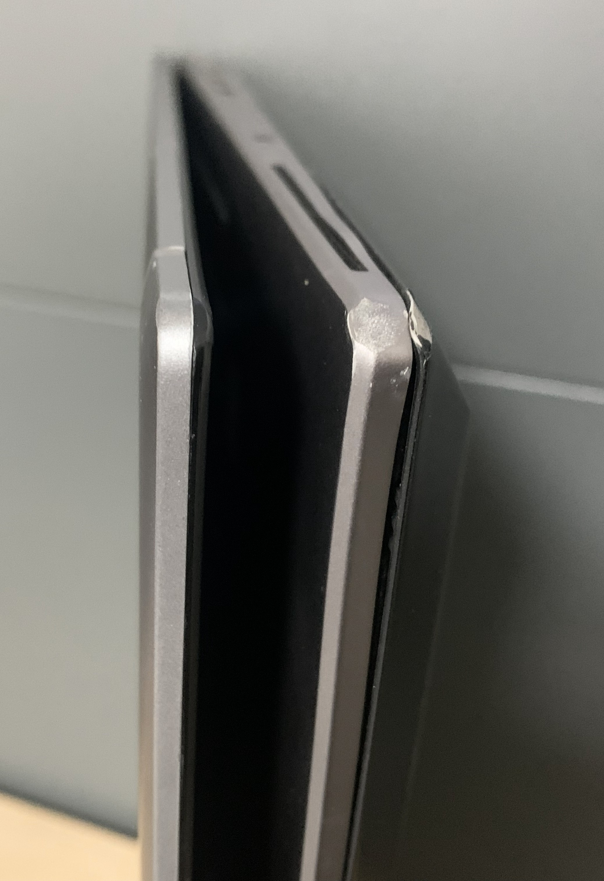 HP ZBook 15 G5 i7-8850H TOUCH 32GB DDR 256GB SSD+1TB HDD P1000 4K W11 B-Ware10