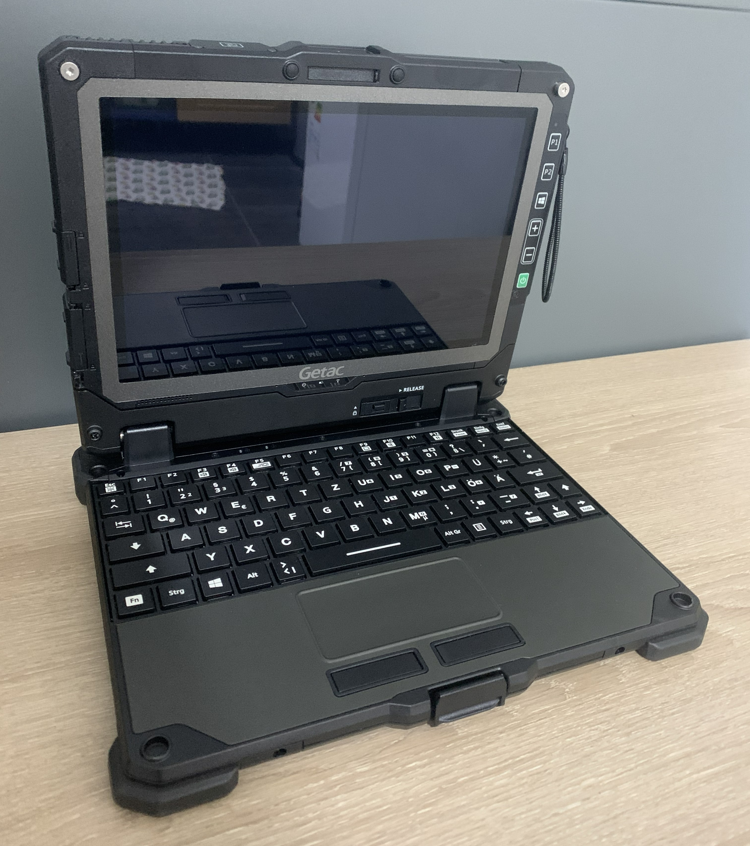 Getac UX10 G2 Rugged Touch Tablet i5-10210U 16GB 256GB SSD mit TASTATUR W11 A2