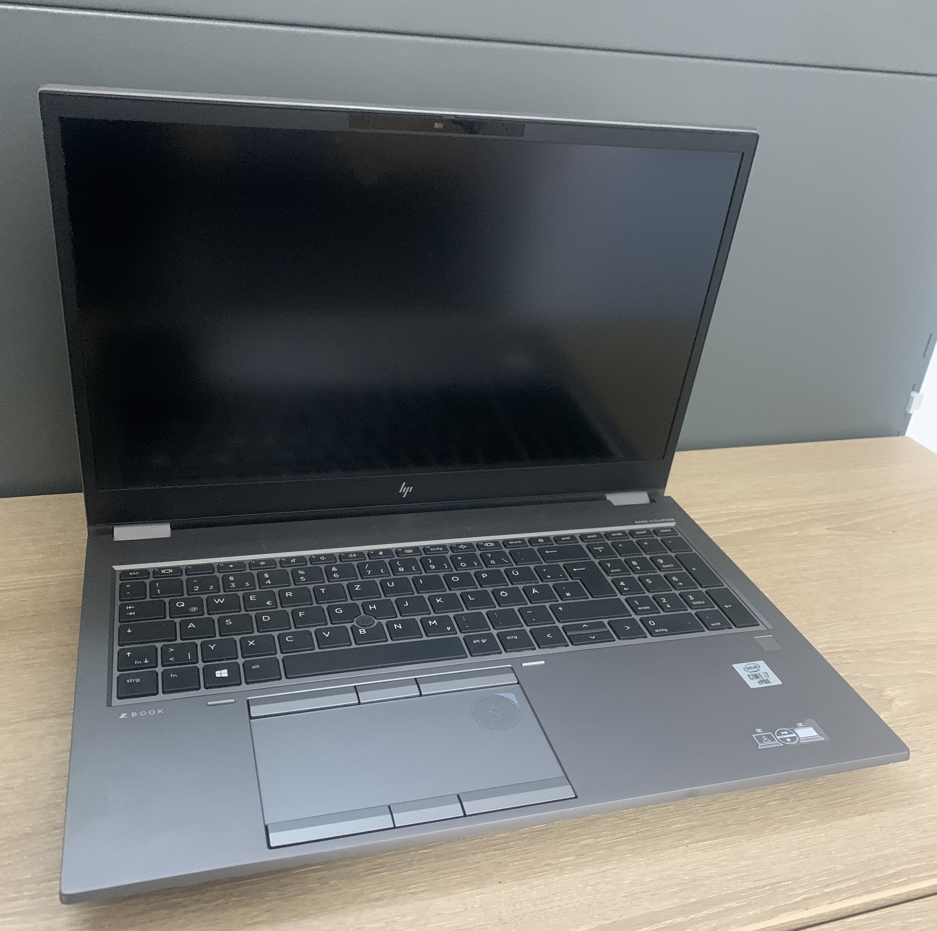HP ZBook Fury 15 G7 i7-10850H 16GB DDR 512GB M.2 SSD T2000 4GB CAM W11 B-Ware