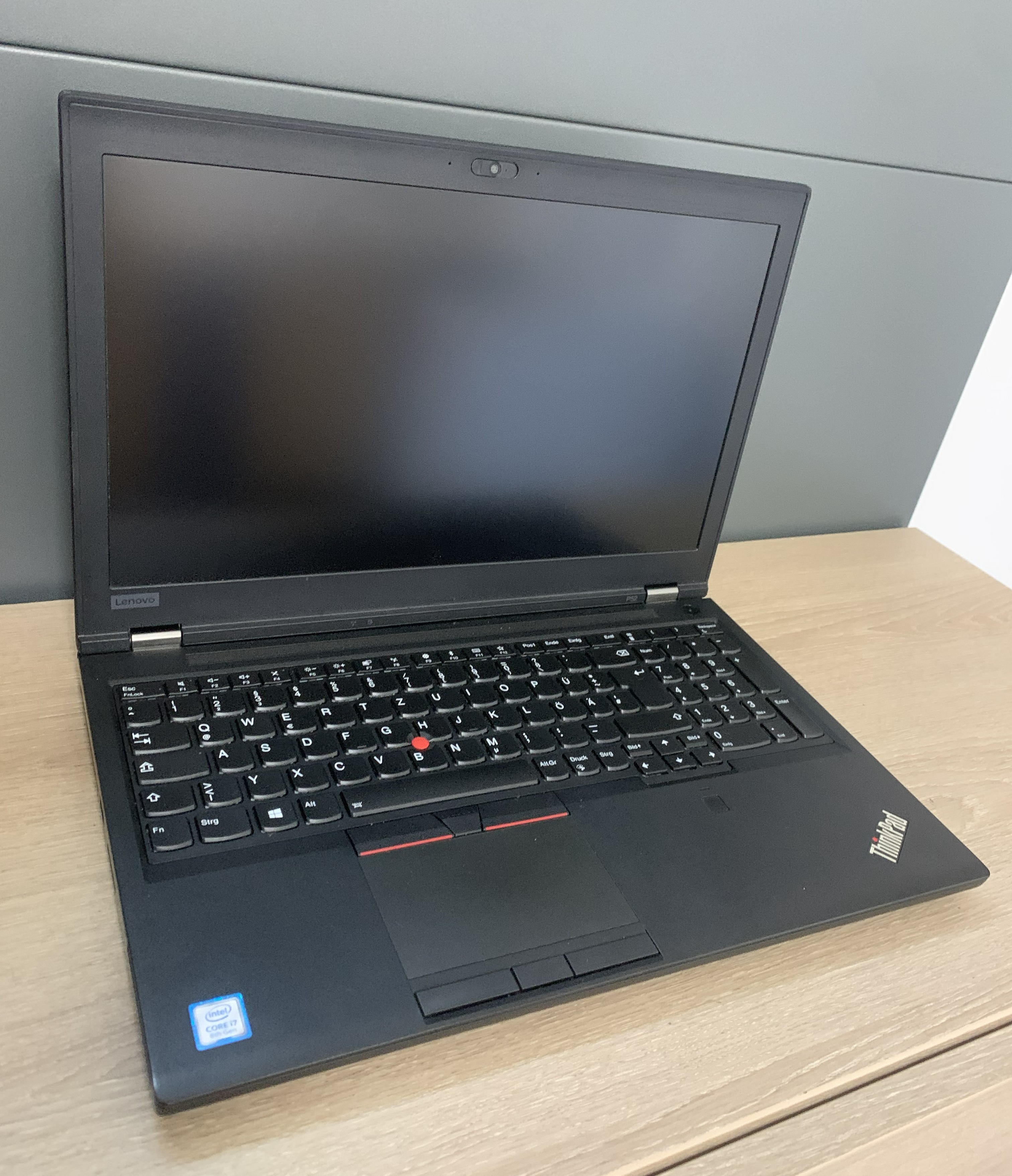 Lenovo Thinkpad P52 i7-8750H 32GB DDR 512GB M.2 SSD P1000 4GB W11 B-Ware4